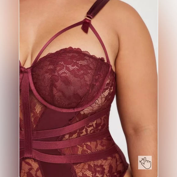 NWT Torrid Satin And Lace Bodysuit - Picture 8 of 10